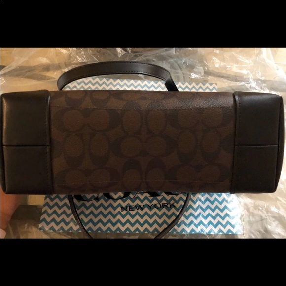 Coach Zip Top Tote Signature Canvas - Picture 9 of 9